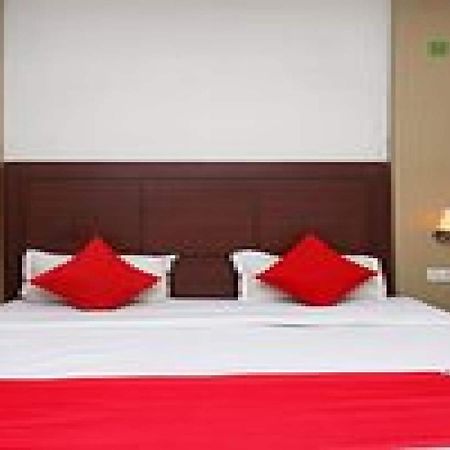 Capital O Hotel Surya Continental Lucknow Extérieur photo
