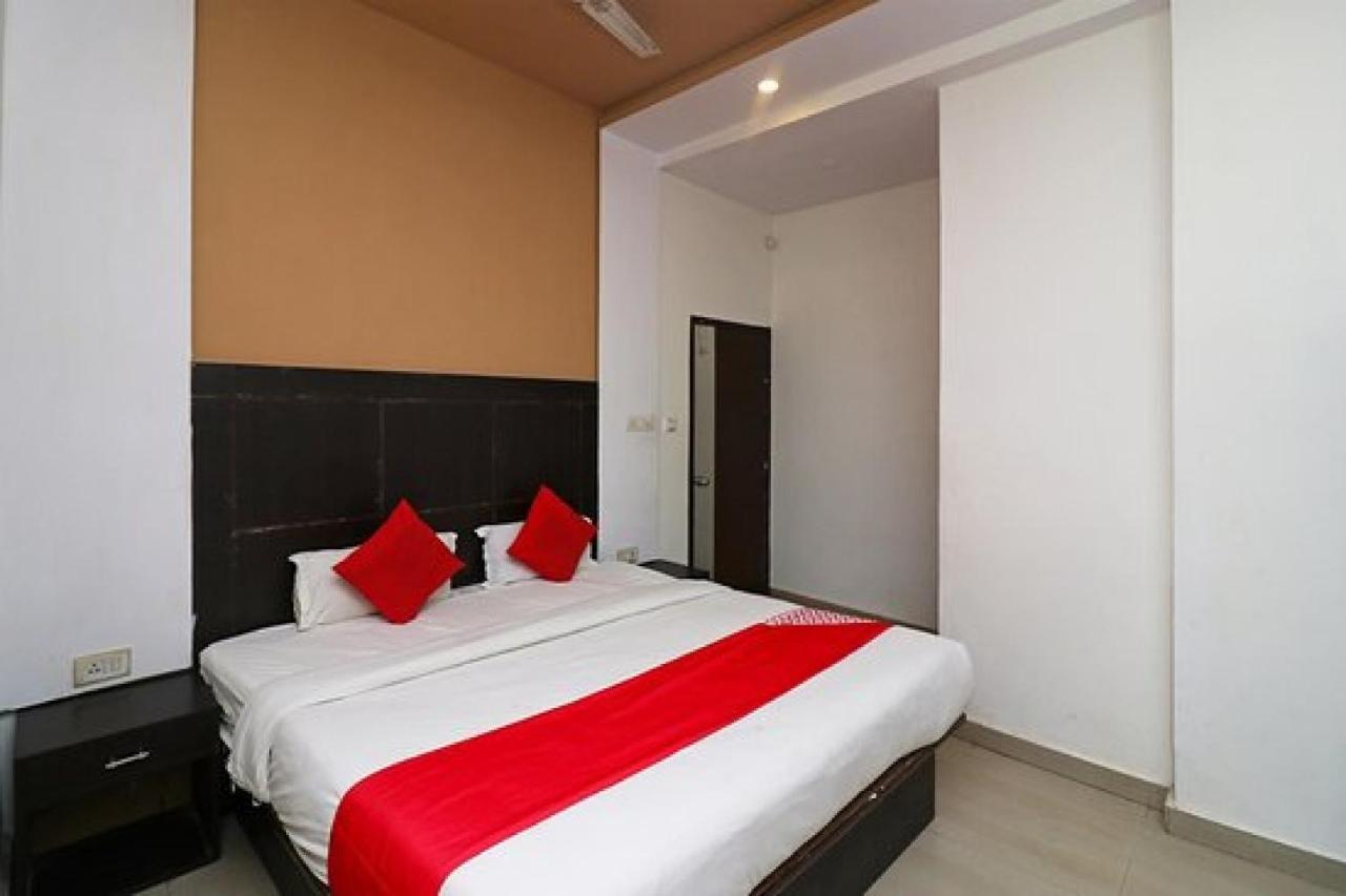 Capital O Hotel Surya Continental Lucknow Extérieur photo