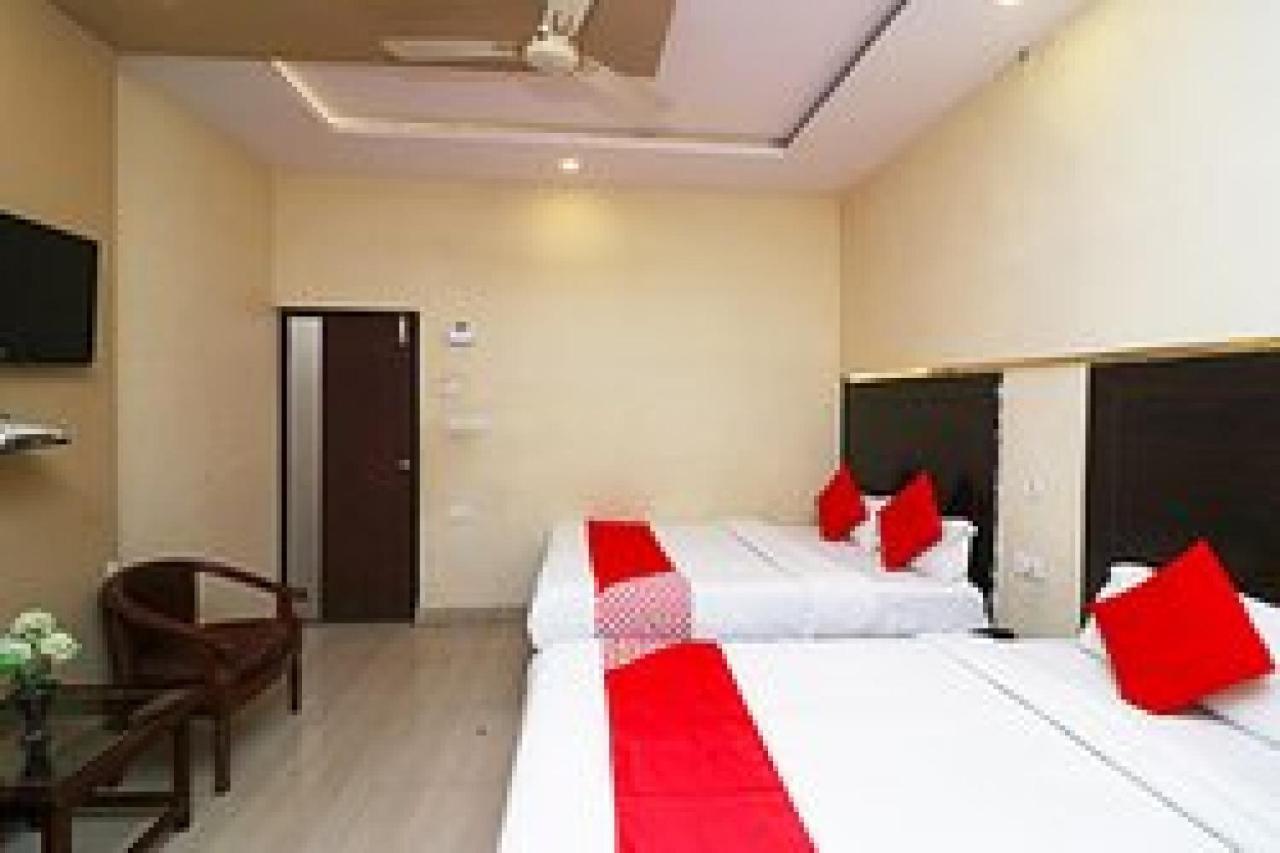 Capital O Hotel Surya Continental Lucknow Extérieur photo