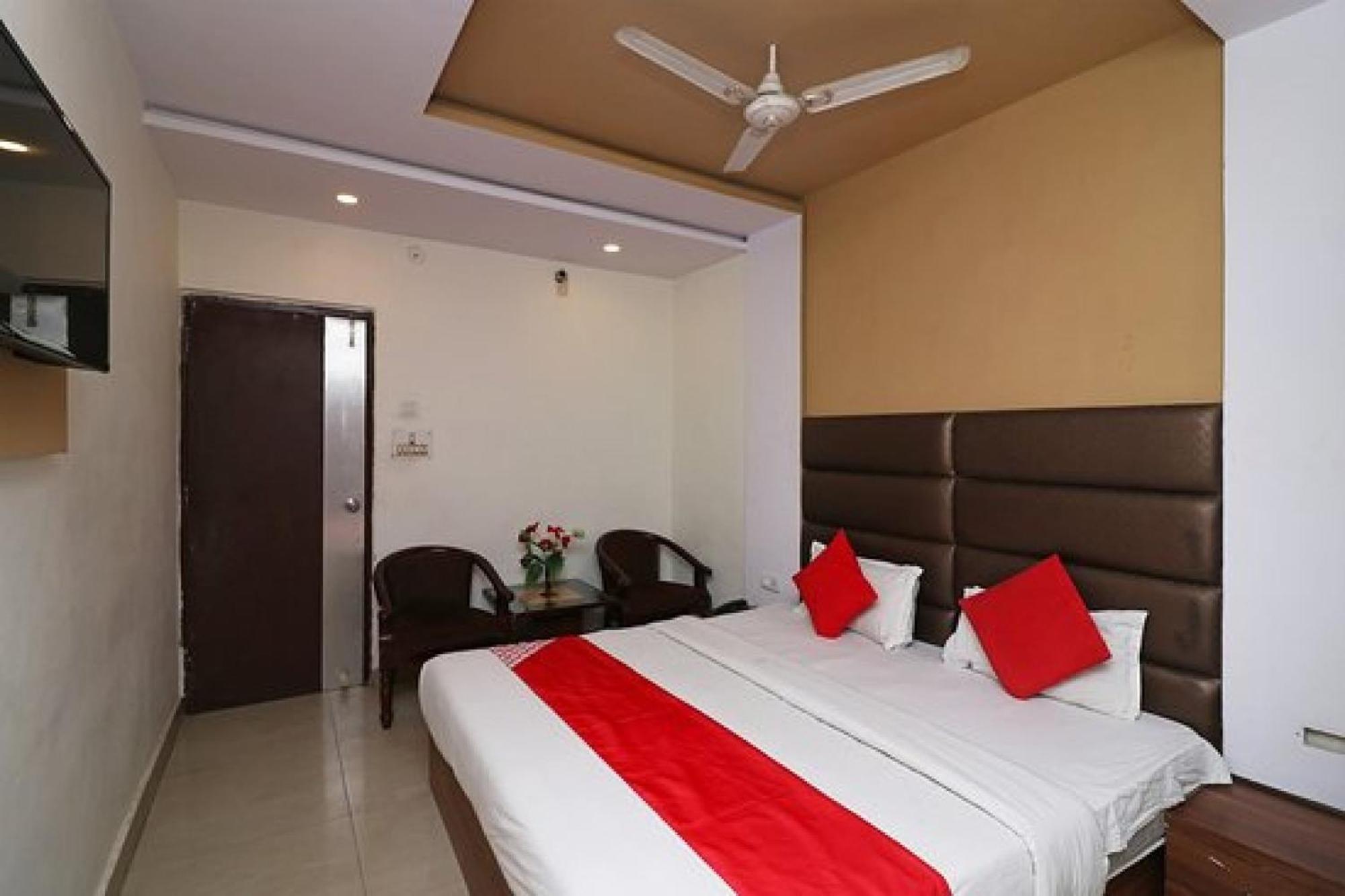 Capital O Hotel Surya Continental Lucknow Extérieur photo