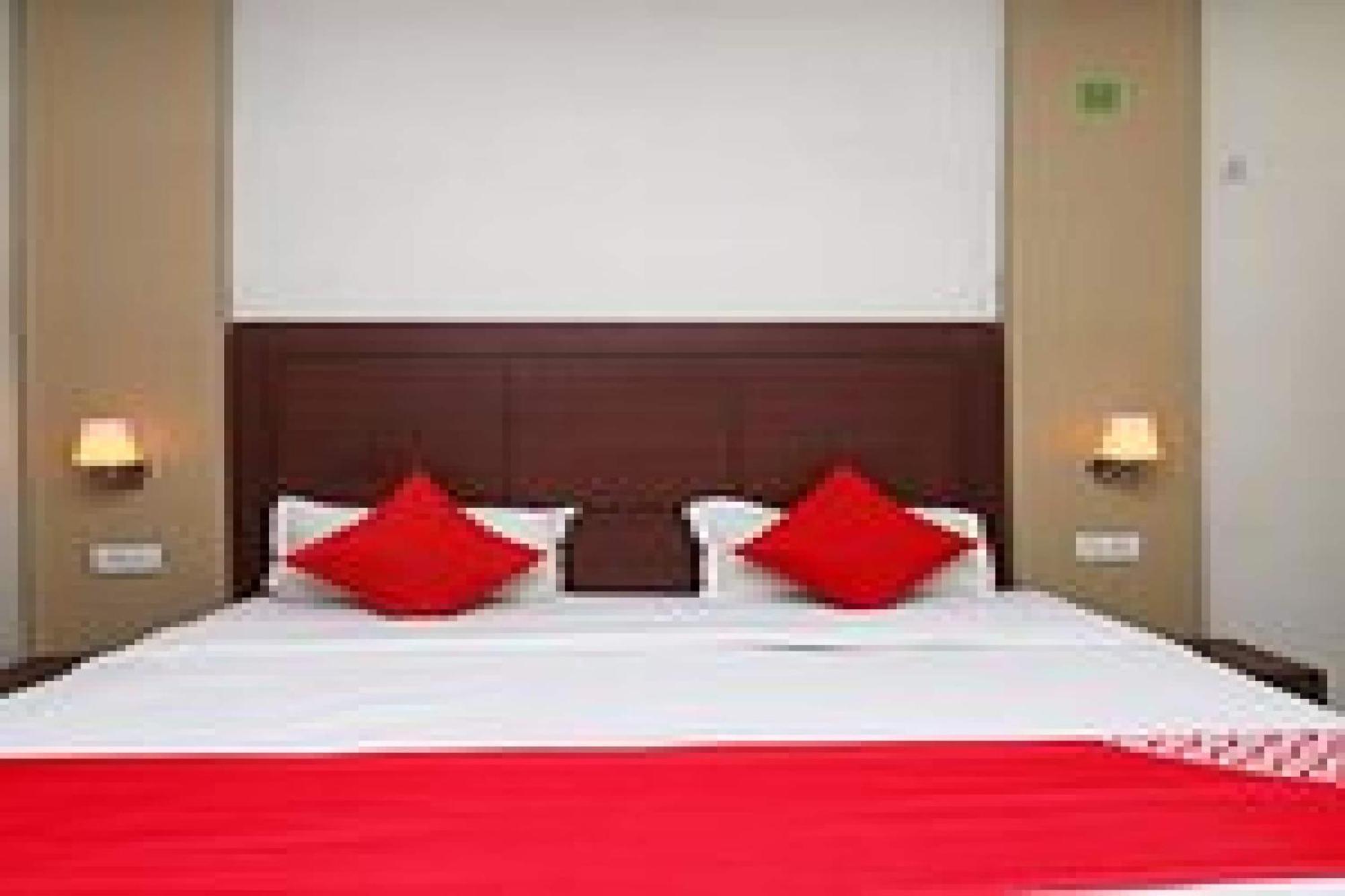 Capital O Hotel Surya Continental Lucknow Extérieur photo